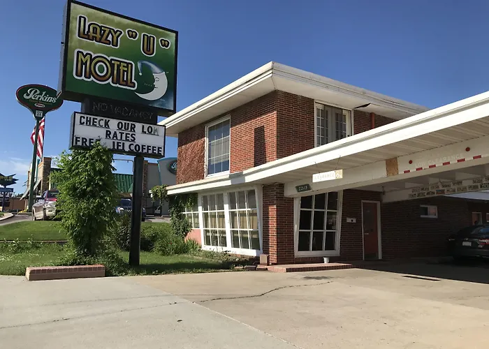 Hotel: Lazy U Motel